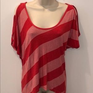 Arden B shoulder cut out top